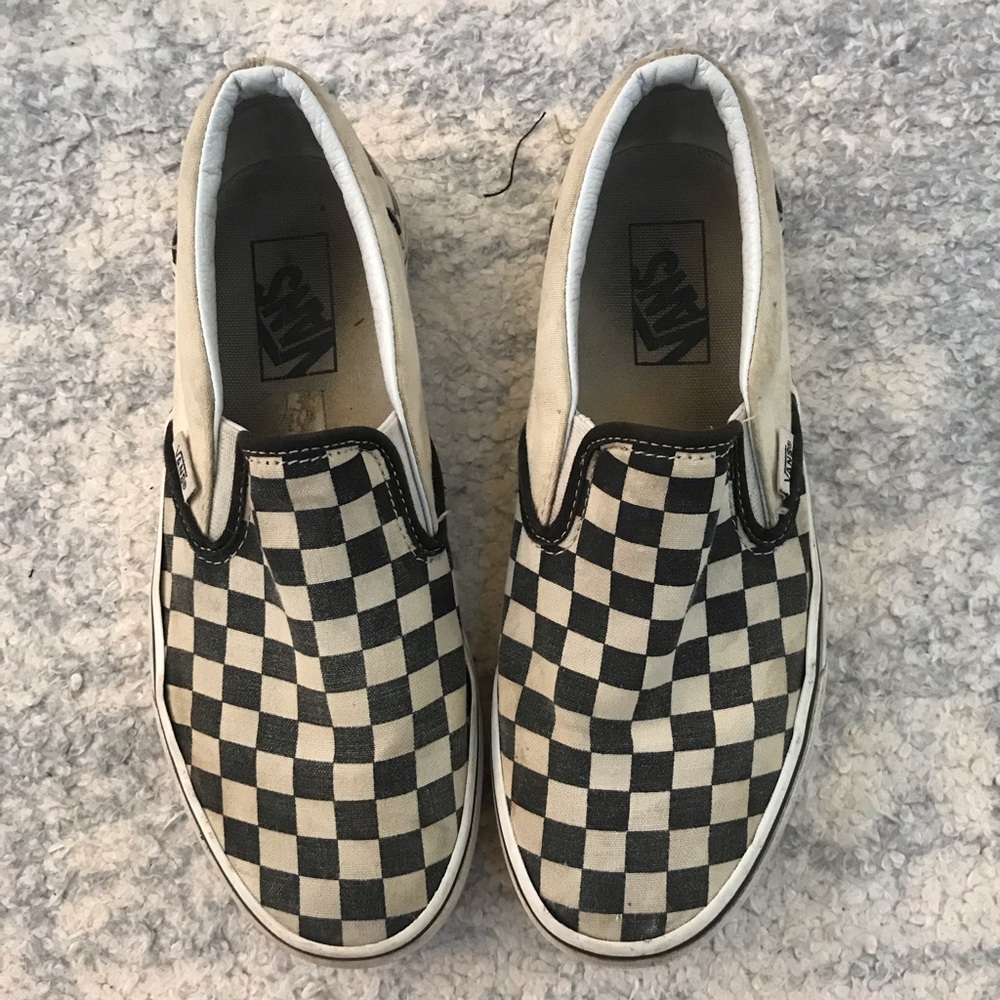 checkered vans